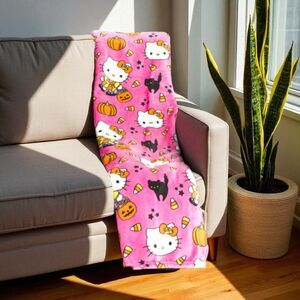 Hello Kitty Pastel Halloween Candy Corn Romp Cloud Throw Pink 60x70” Sanrio